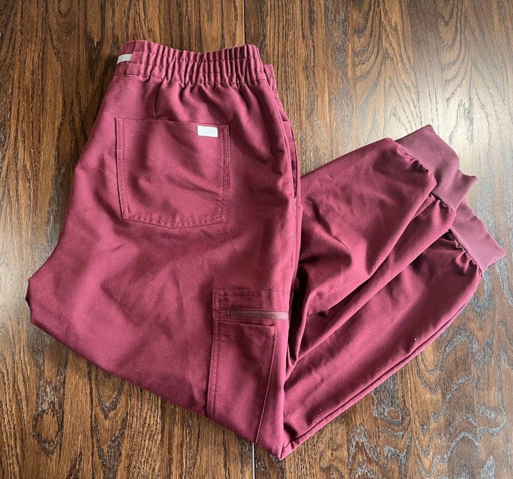 FIGS Technical Collection Jogger Pants in Burgundy. Size L/P